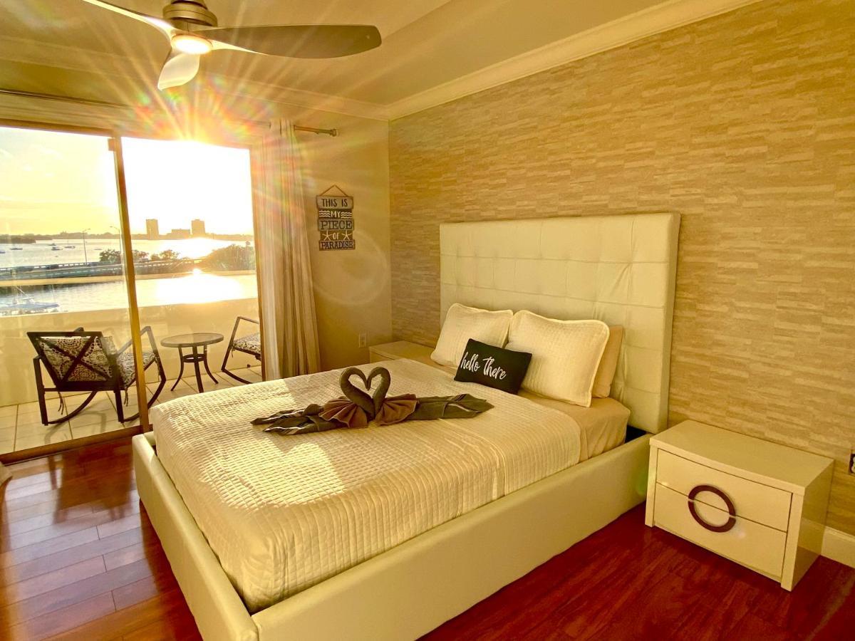 Deluxe Waterfront One Bedroom Apartment With Miami Skyline View, Free Parking 5 Mins Drive To Miami Beach Exterior foto